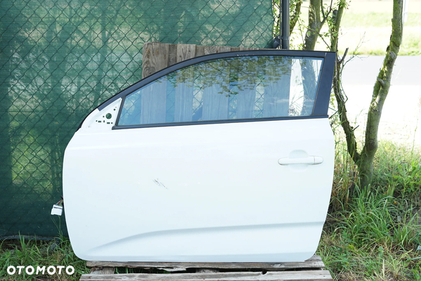 Drzwi przód przednie lewe Kia Pro Ceed I 3d WD