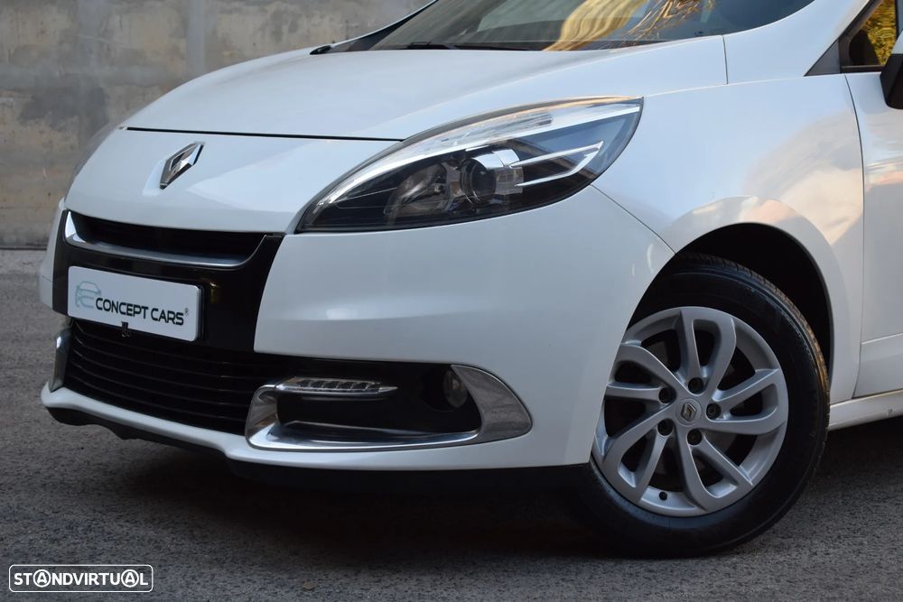 Renault Scénic 1.5 dCi Luxe - 12