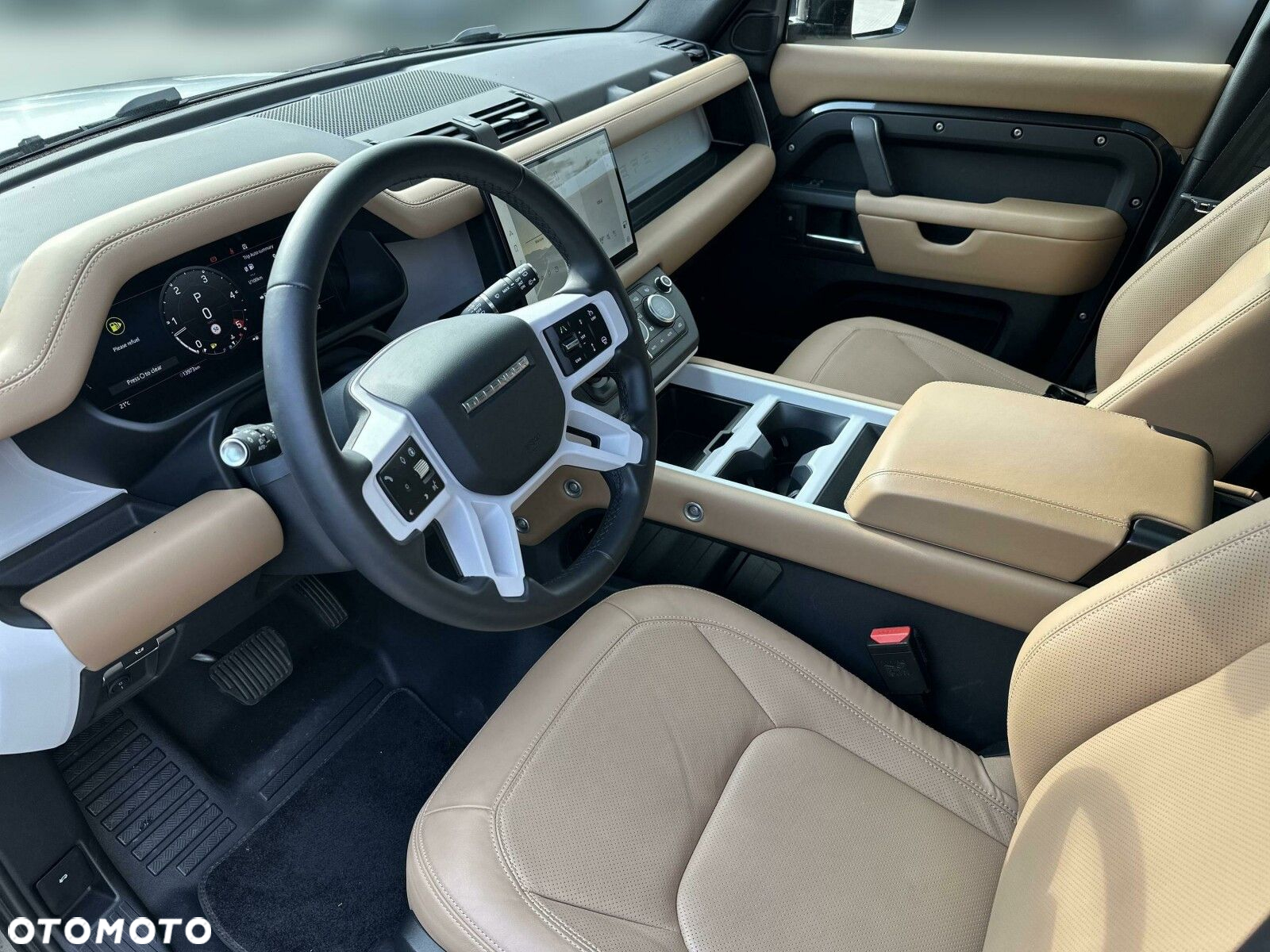 Land Rover Defender - 14