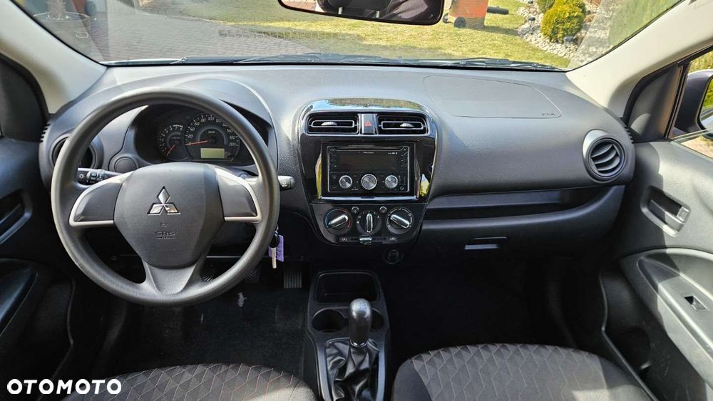 Mitsubishi Space Star - 18