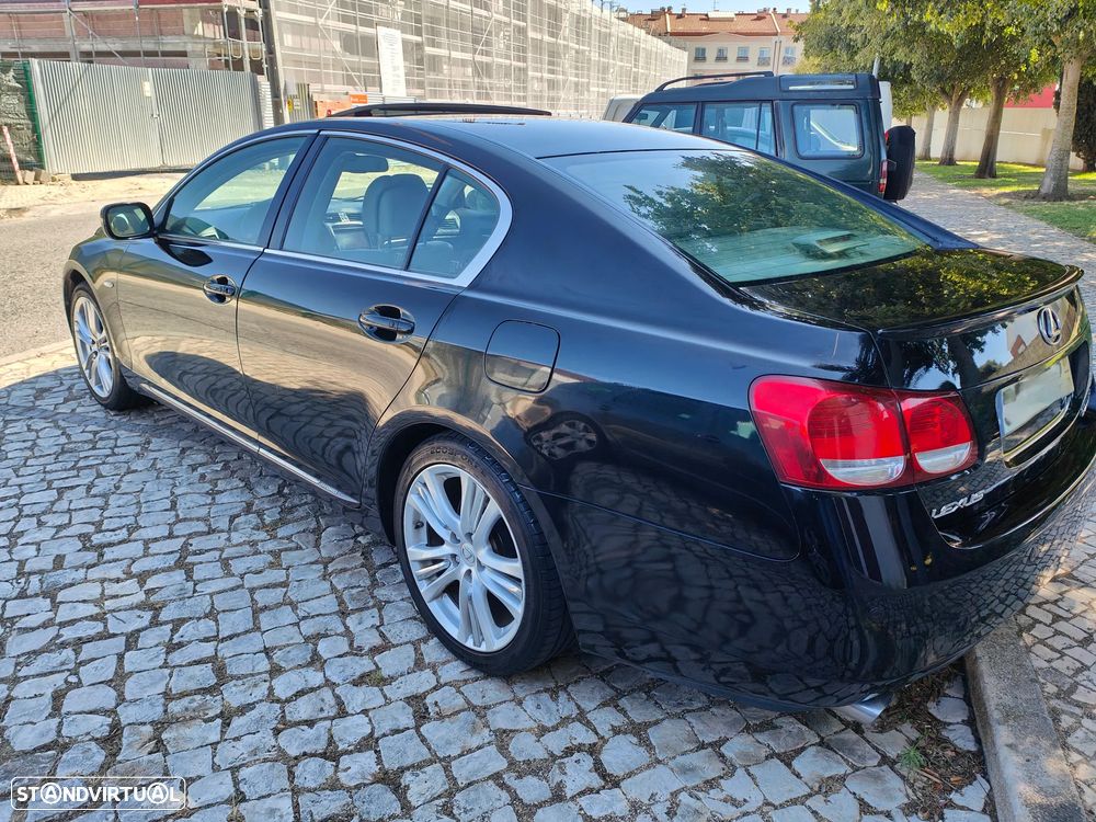 Lexus GS 450h 36 - 8