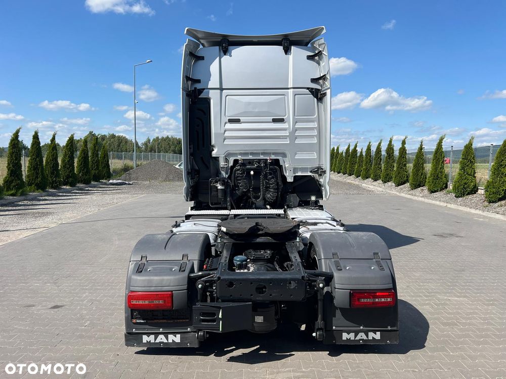 MAN TGX 18.510 / 2023 / INDIVIDUAL / SUPER STAN / RETARDER - 9