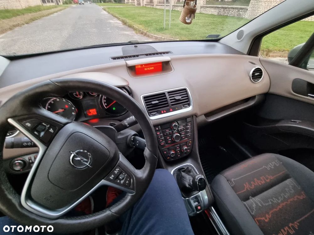 Opel Meriva 1.4 T Edition 150 S&S - 29