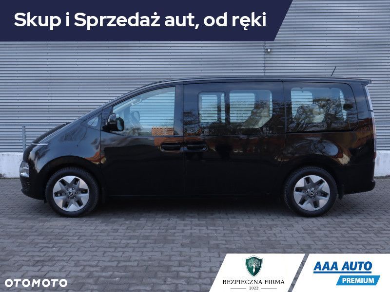 Hyundai Staria - 4