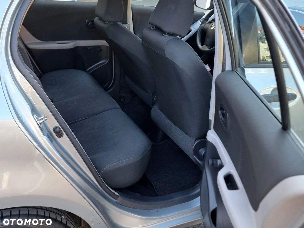 Toyota Yaris 1.0 Entry - 7