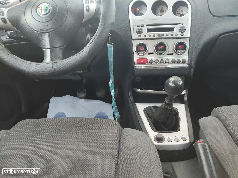 Alfa Romeo 156 Sportwagon 1.9 JTD - 7