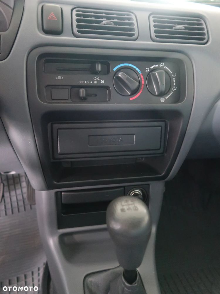 Toyota Starlet 1.4 - 20