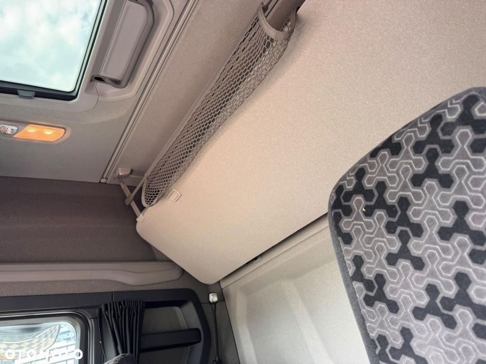 Scania R 460 A4x2NA - 17