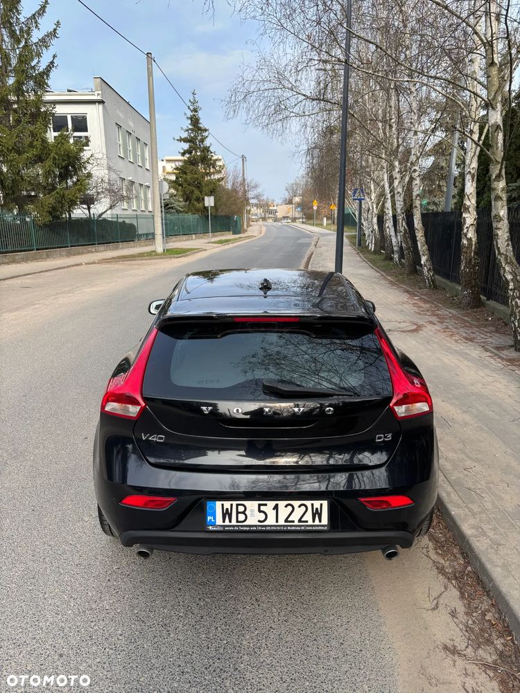 Volvo V40 D3 Geartronic Summum - 6