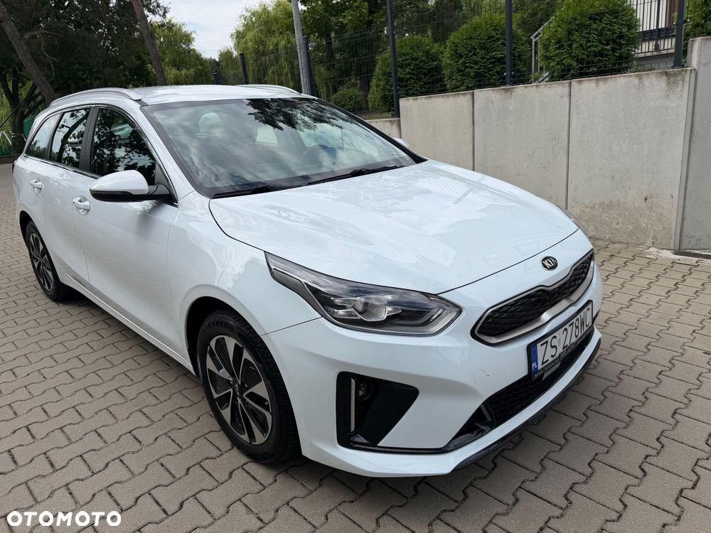 Kia Ceed - 1