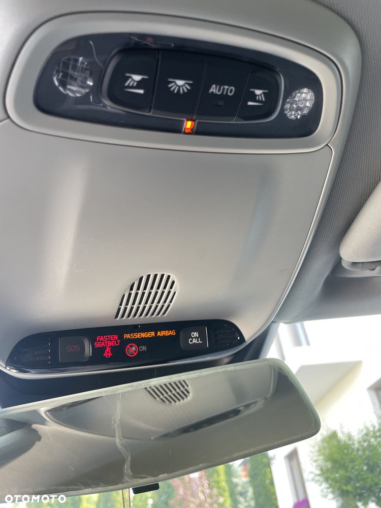 Volvo V40 D3 Summum - 6