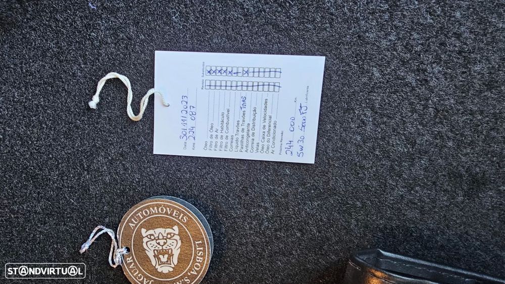 Jaguar XF 2.7 D V6 Premium Luxury - 41