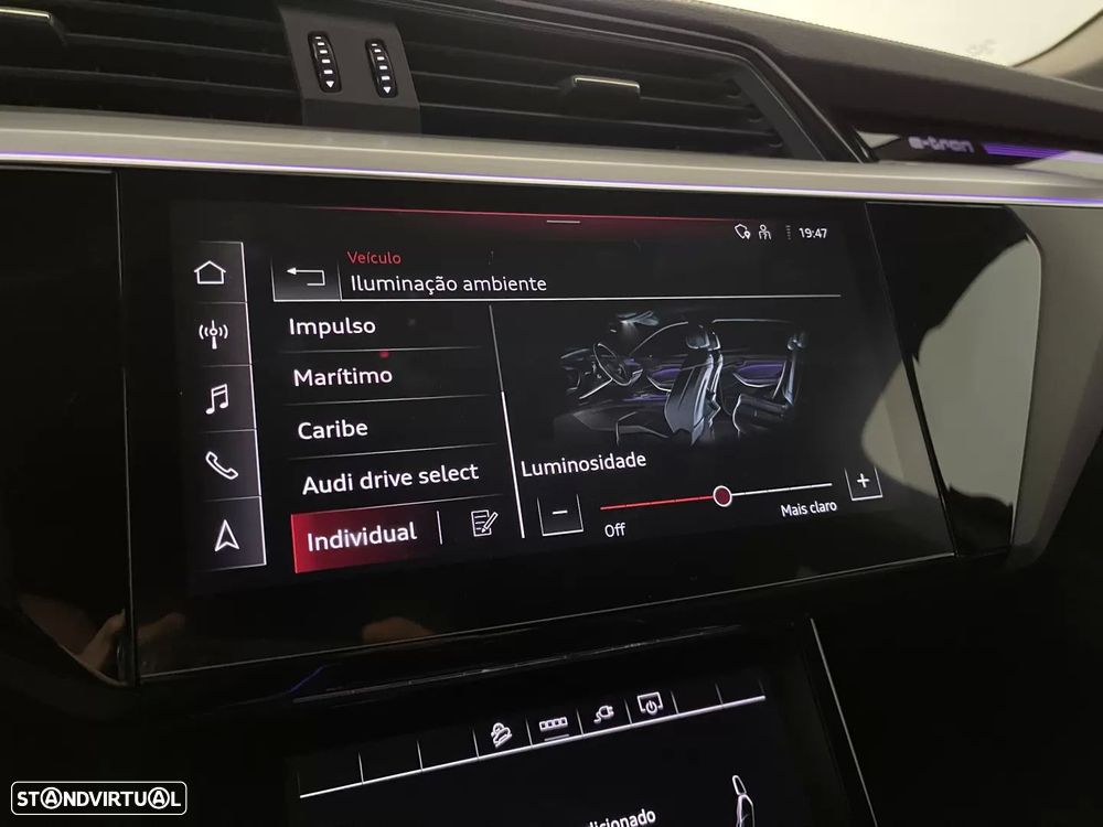 Audi Q8 e-Tron Sportback 50 quattro S line - 28