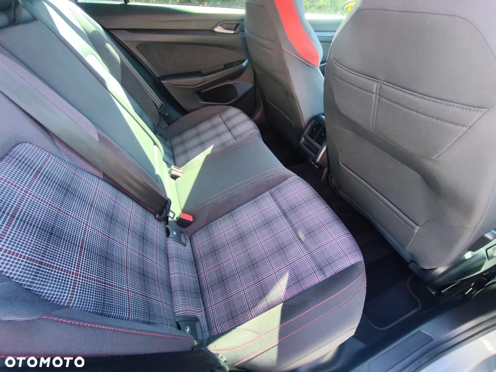 Volkswagen Golf 2.0 TSI OPF GTI - 23