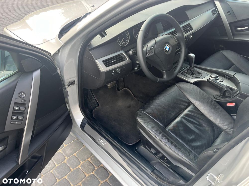 BMW Seria 5 - 16