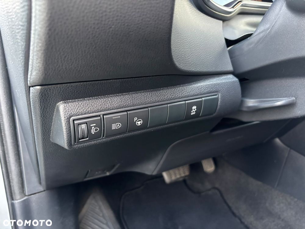 Toyota Corolla - 16