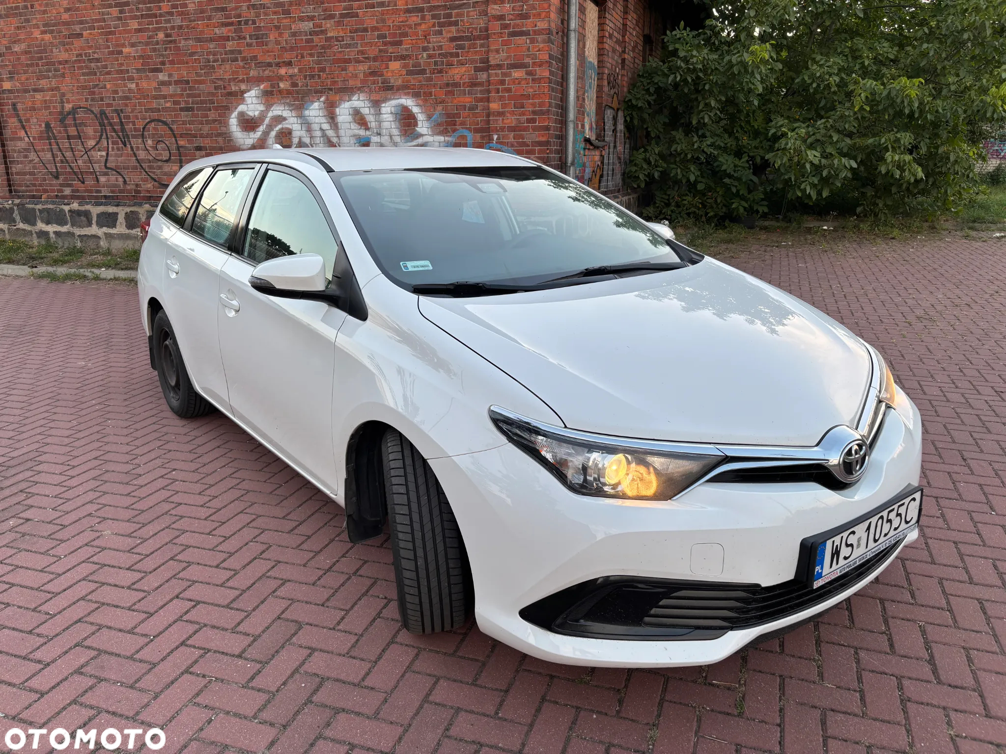 Toyota Auris 1.4 D-4D Active - 2