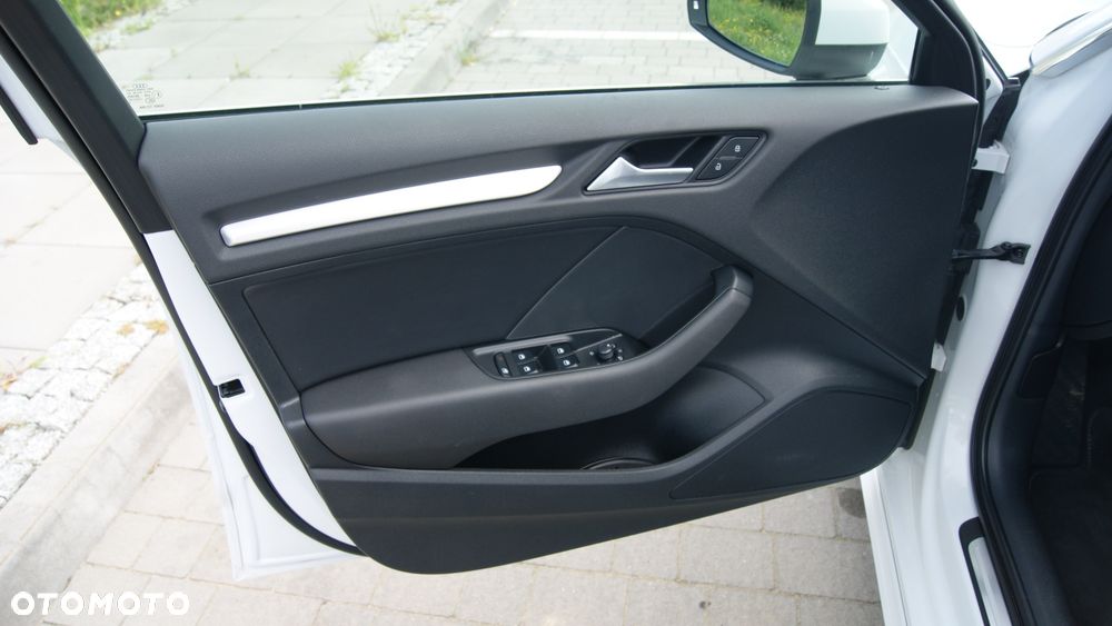 Audi A3 Sportback - 11