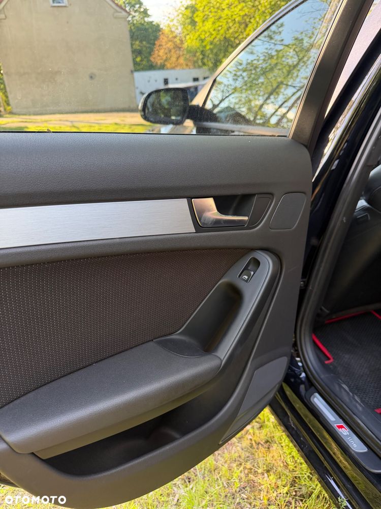 Audi A4 Avant 2.0 TDI DPF - 14