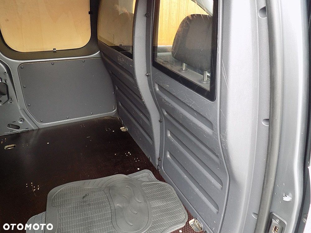 Volkswagen Caddy - 21
