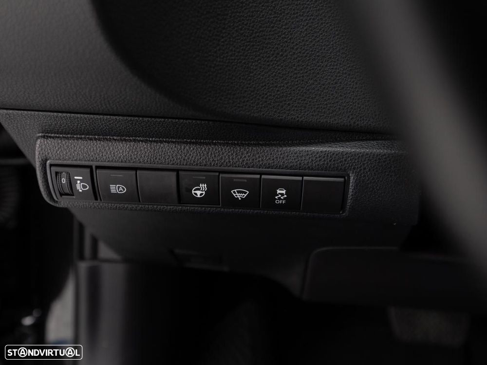 Suzuki Swace 1.8L CVT GLE Hybrid - 14