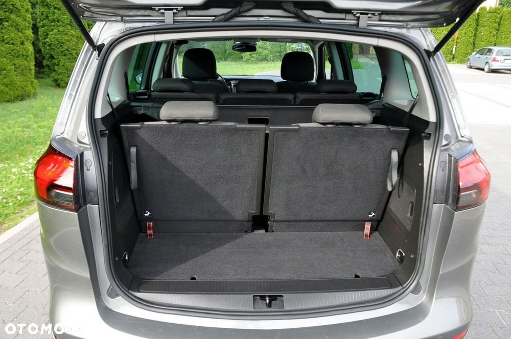 Opel Zafira - 37