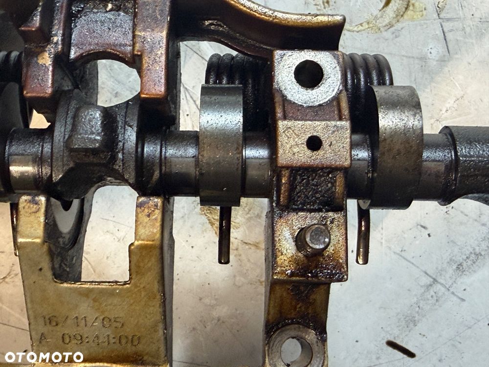Wałek mimośrodowy czujnik komplet  N42 N46 valvetronic ładny nie wytarty z podstawą - 4
