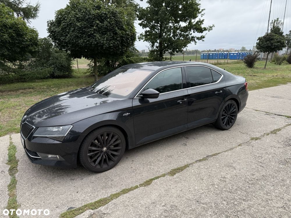 Skoda Superb 2.0 TSI 4x4 L&K DSG - 8