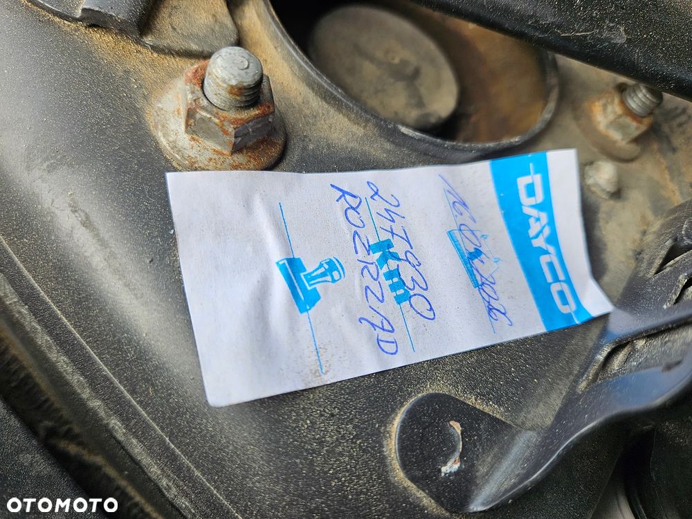 BMW Seria 3 318d - 15