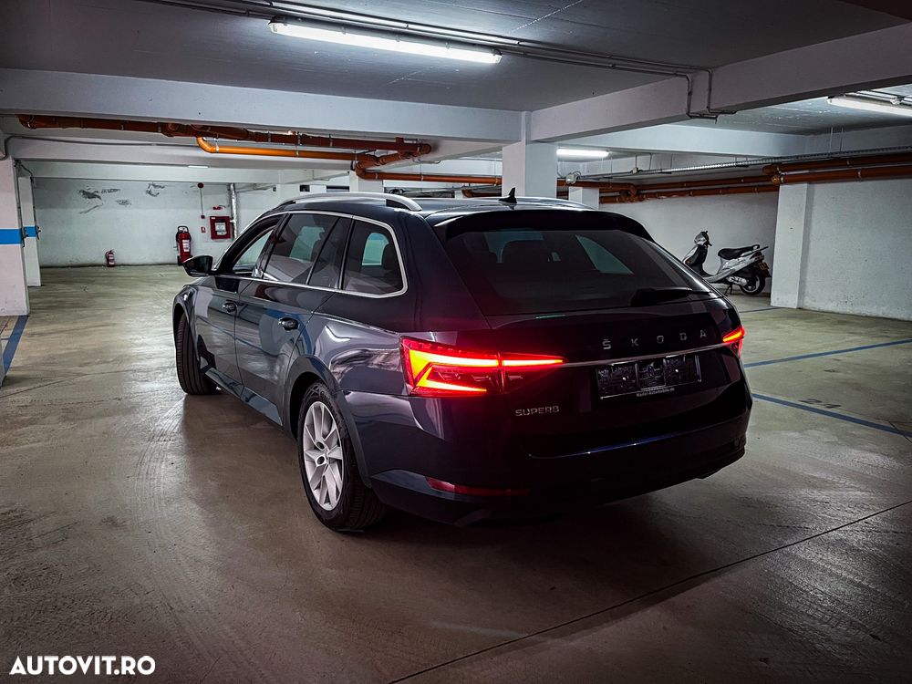Skoda Superb 2.0 TDI DSG Style - 4
