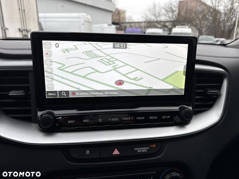 Kia Ceed - 9