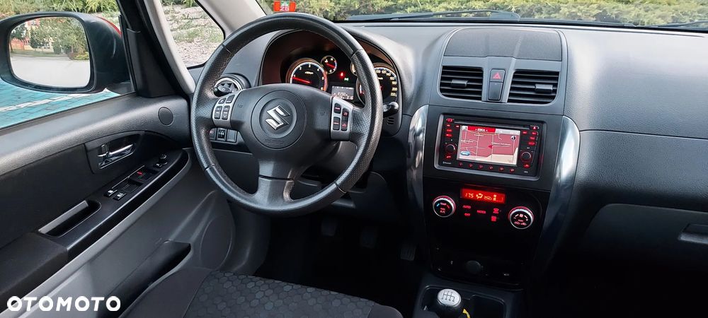 Suzuki SX4 2.0 DDiS 4x4 Style - 34