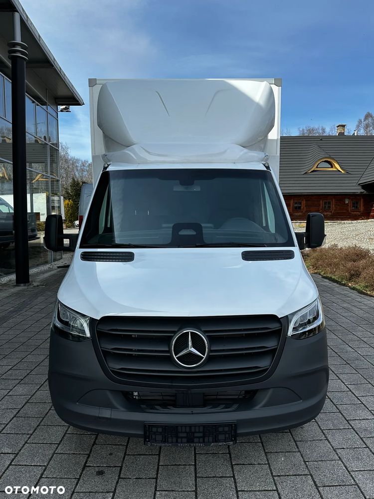 Mercedes-Benz Sprinter - 4