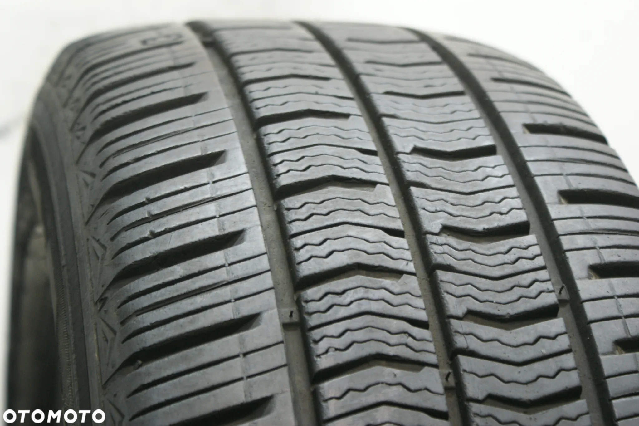 225/65R16C KUMHO PORTRANS 4S CX , 7mm 2022r R3416 - 2