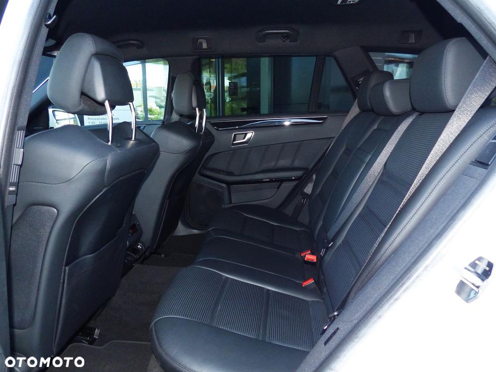 Mercedes-Benz Klasa E 63 AMG S 4-Matic - 13