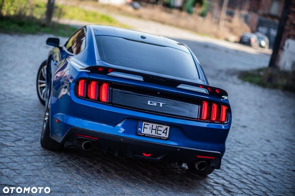 Ford Mustang 5.0 V8 GT - 23