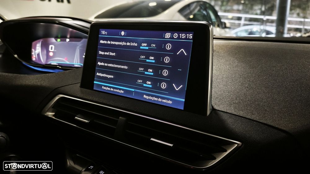 Peugeot 3008 1.6 BlueHDi Style EAT6 - 32