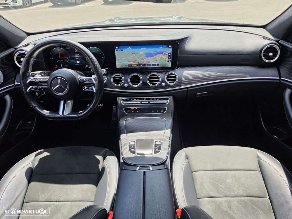 Mercedes-Benz E 300 de AMG Line 4Matic - 25