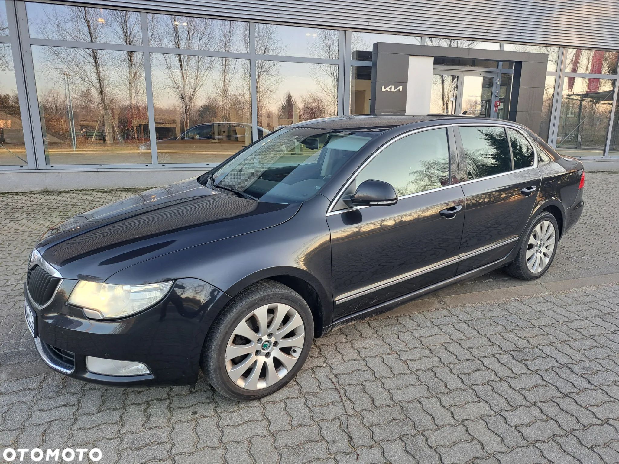 Skoda Superb 2.0 TDI Comfort DSG - 1