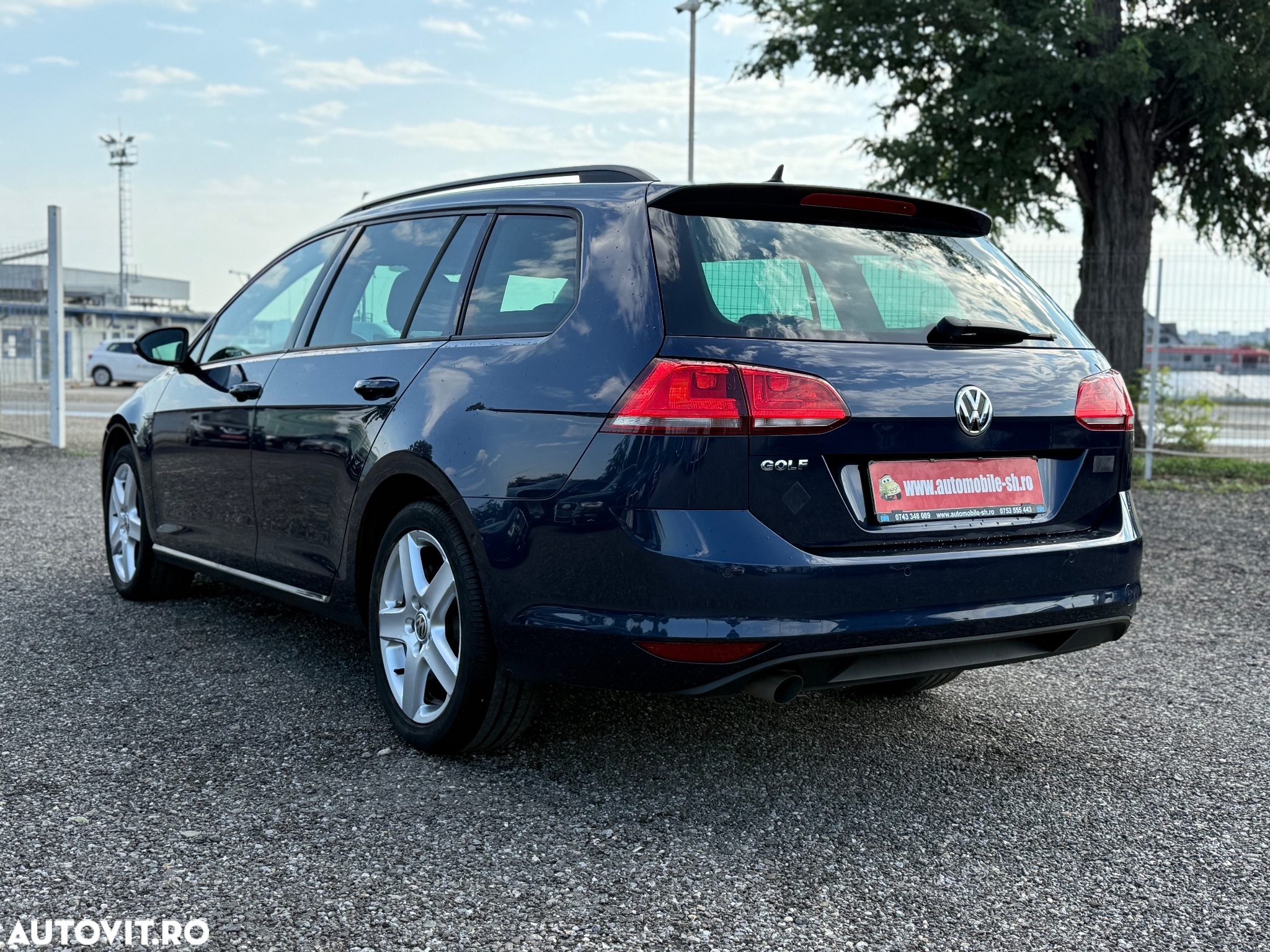 Volkswagen Golf 1.6 BlueTDI Cup - 4