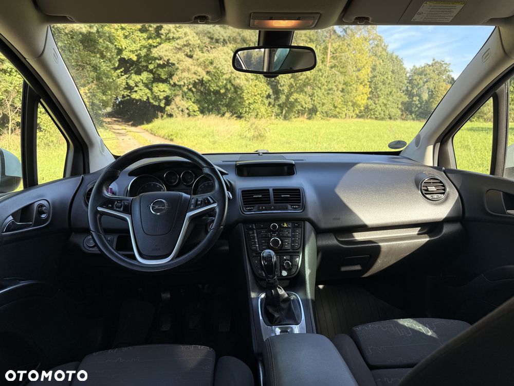 Opel Meriva - 8
