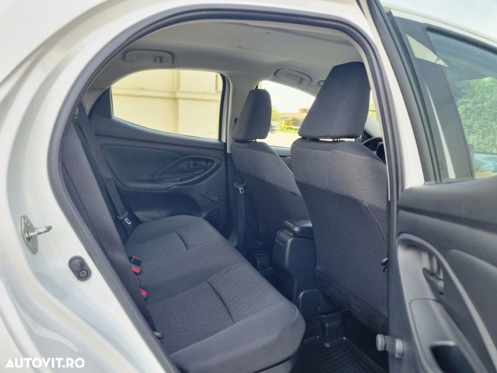 Toyota Yaris - 11