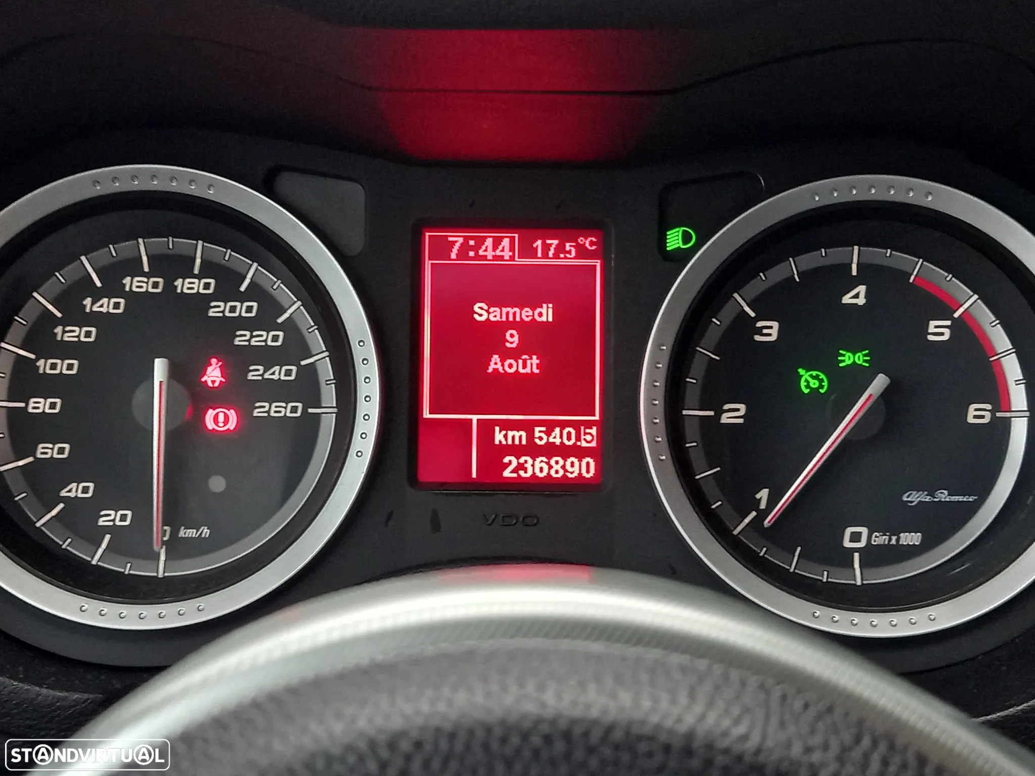 Alfa Romeo 159 1.9 JTDm 16V Sportiva - 11