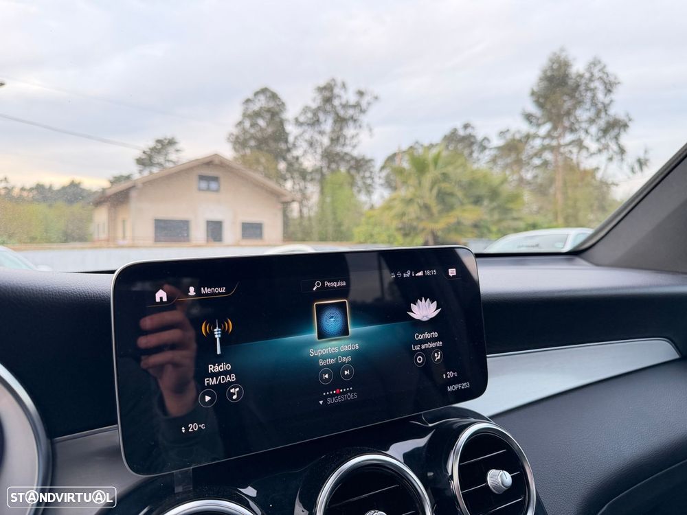 Mercedes-Benz GLC 300 e Coupé 4Matic - 28