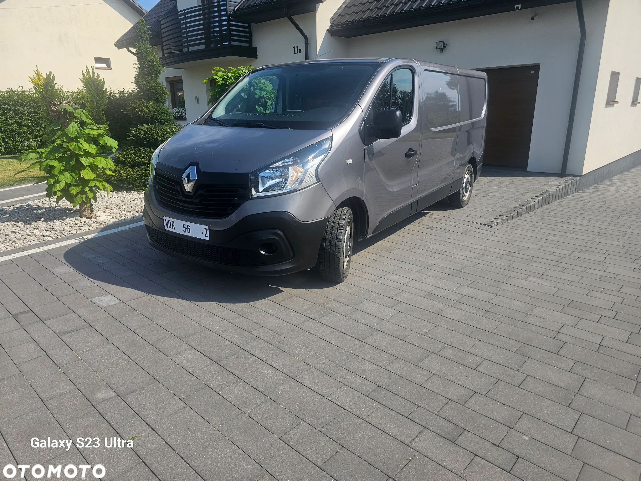 Renault Trafic - 2