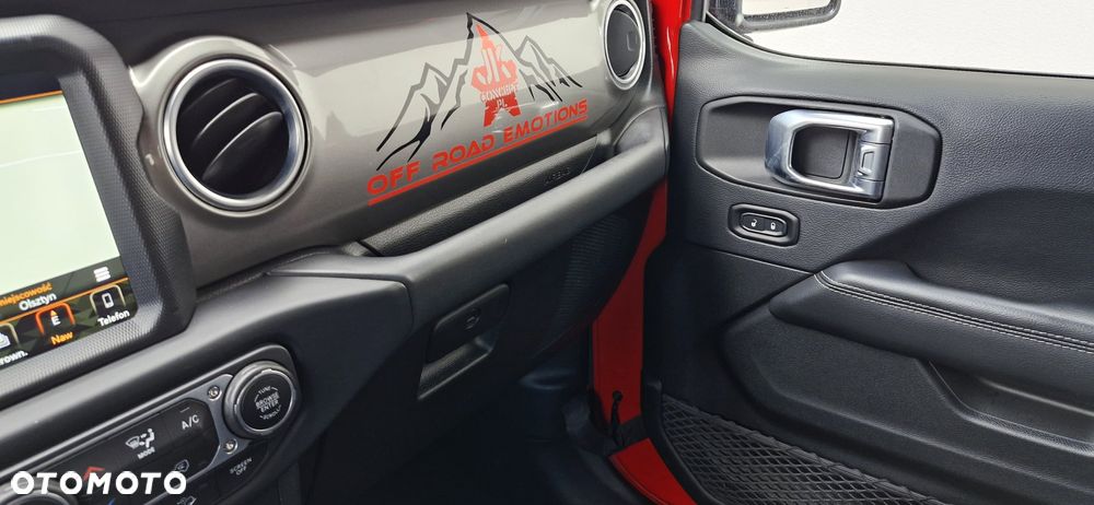 Jeep Wrangler Unlimited GME 2.0 Turbo Sahara - 21