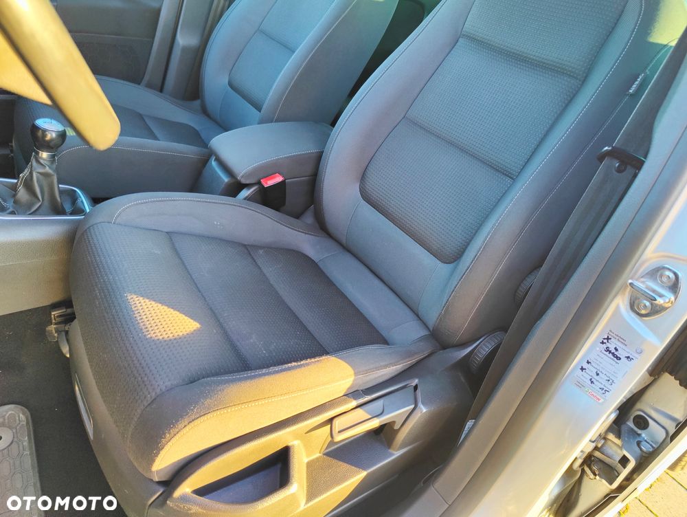 Volkswagen Golf Plus - 18