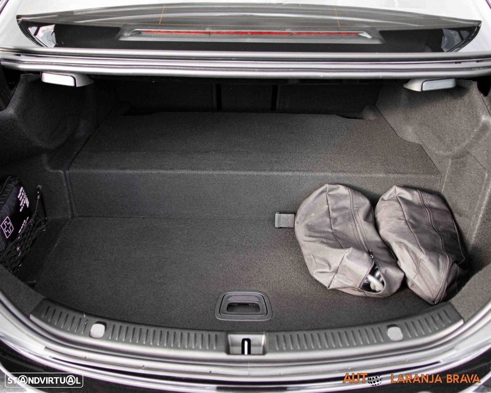 Mercedes-Benz E 300 - 50