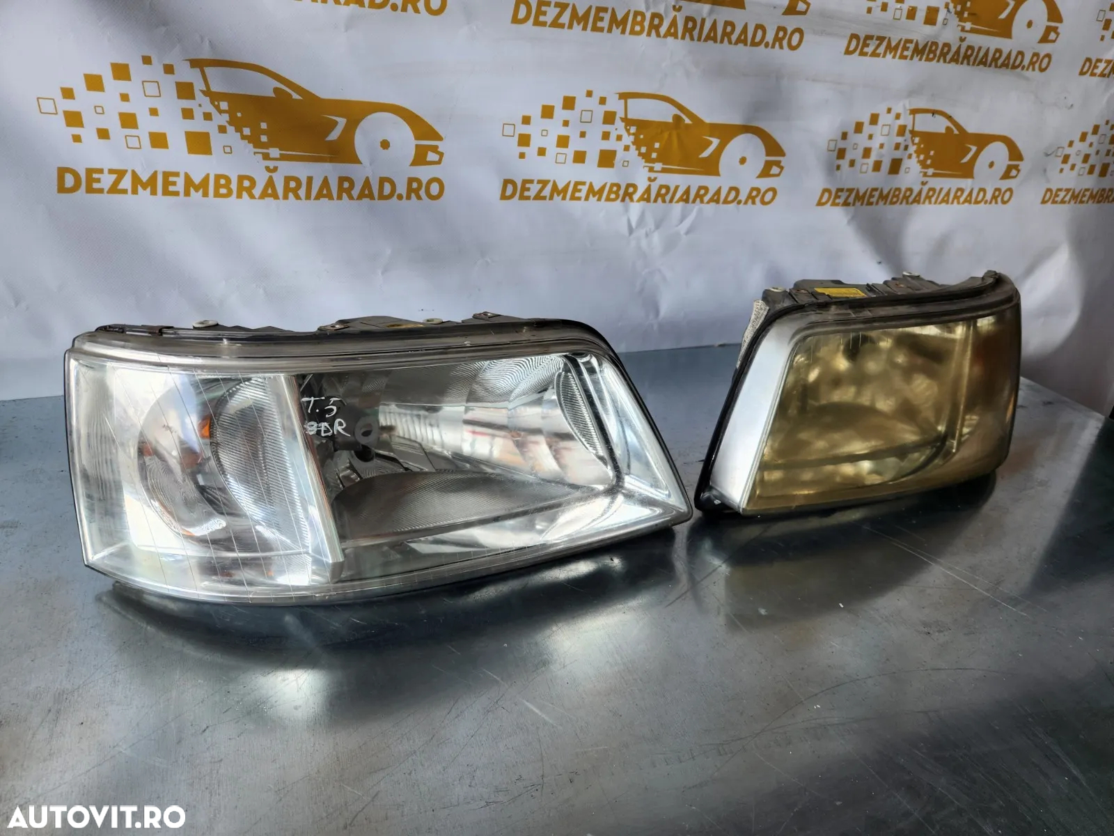 Faruri Far Stanga Dreapta Vw Transporter T5 Volan Stanga Europa Stanga Usor Matuit - Dezmembrari Ar - 2