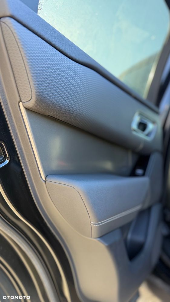 Land Rover Range Rover Velar 2.0 TD4 HSE - 11